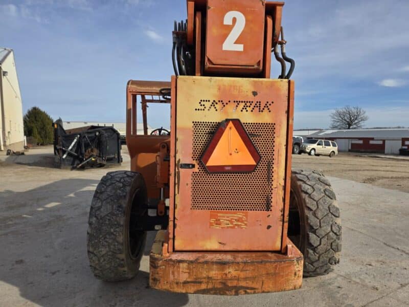 2004 Sky Trak 8042 w. 4872 Hours. with Forks