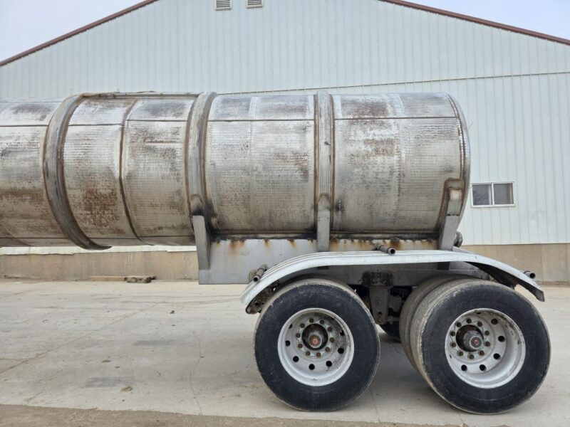 U-184 1995 Beall 6700 Gallon Stainless Steel Semi Tanker