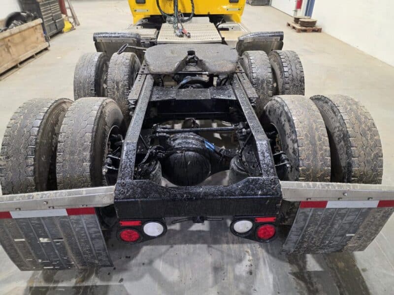 2017 Peterbilt 579 Day Cab, 455HP Paccar MX13 w. 618,116 Miles