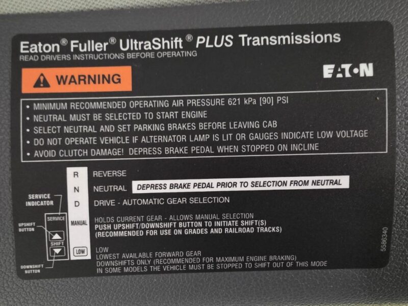 2017 Peterbilt 579 Day Cab, 455HP Paccar MX13 w. 618,116 Miles