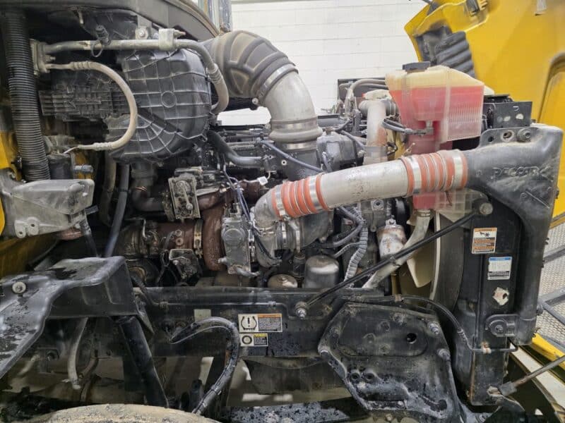 2017 Peterbilt 579 Day Cab, 455HP Paccar MX13 w. 618,116 Miles