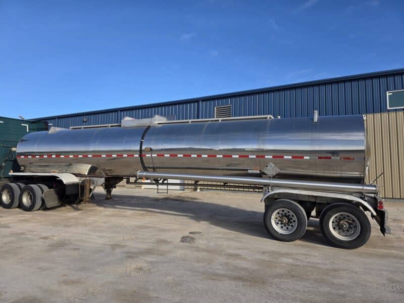 U-4868 2007 Polar 7000 Gallon Stainless Steel Semi Tanker