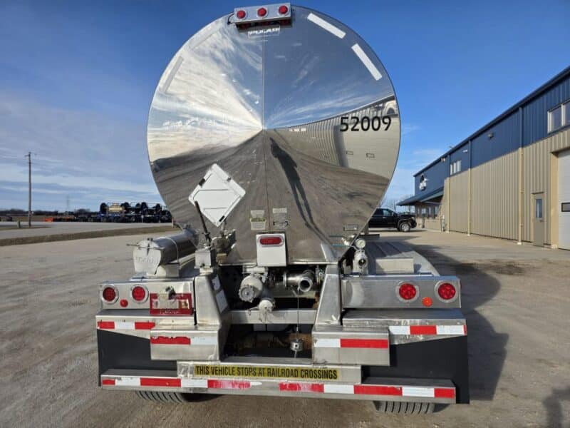 U-4868 2007 Polar 7000 Gallon Stainless Steel Semi Tanker