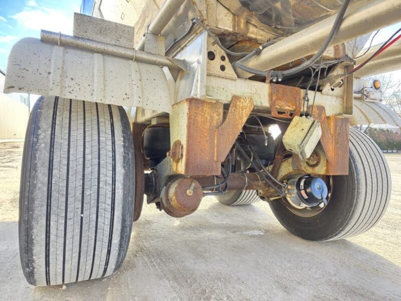 U-4868 2007 Polar 7000 Gallon Stainless Steel Semi Tanker