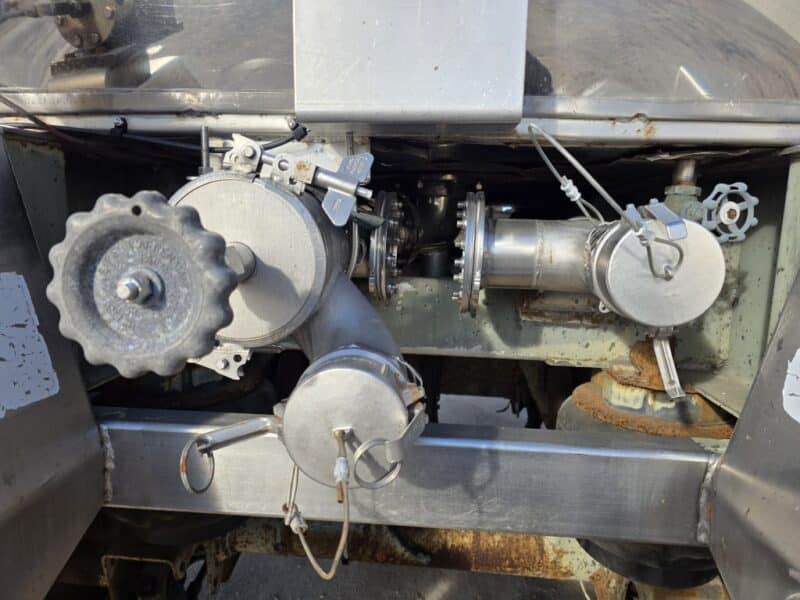 U-4868 2007 Polar 7000 Gallon Stainless Steel Semi Tanker