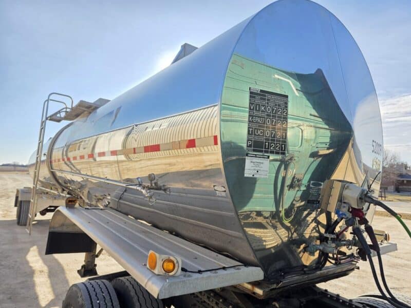 U-4868 2007 Polar 7000 Gallon Stainless Steel Semi Tanker