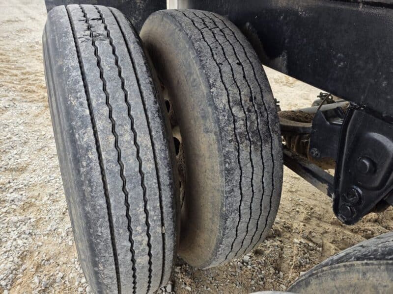 U-4870 20in Swivel Pipe 8500 Gallon Stainless Steel Semi Tanker