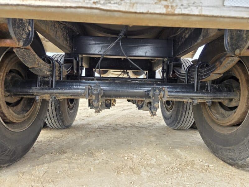 U-4869 20in Swivel Pipe 8500 Gallon Stainless Steel Semi Tanker