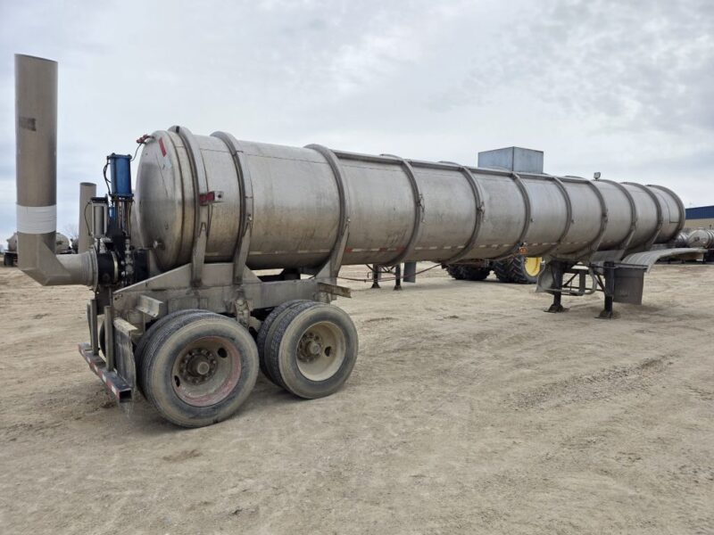 U-4874 Single 12″ Swivel Pipe 6200 Gallon Stainless Steel Semi Tanker