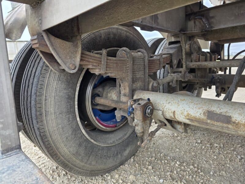 U-4874 Single 12in Swivel Pipe 6200 Gallon Stainless Steel Semi Tanker