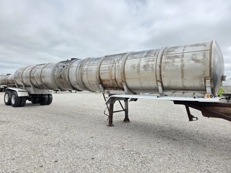 U-184 1995 Beall 6700 Gallon Stainless Steel Semi Tanker