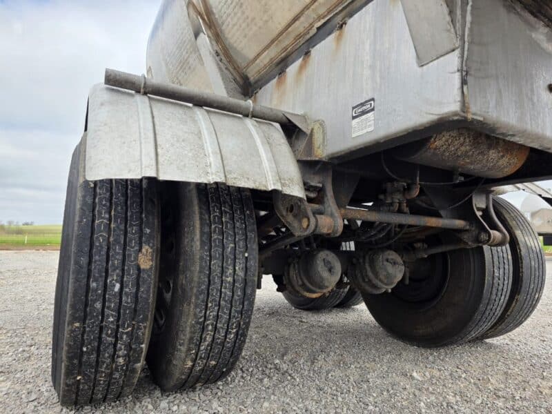 U-184 1995 Beall 6700 Gallon Stainless Steel Semi Tanker