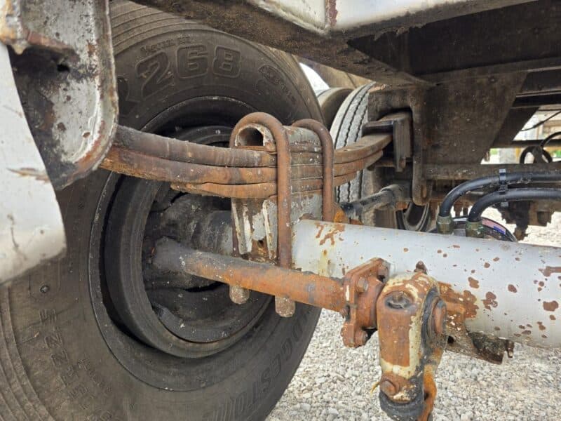 U-184 1995 Beall 6700 Gallon Stainless Steel Semi Tanker