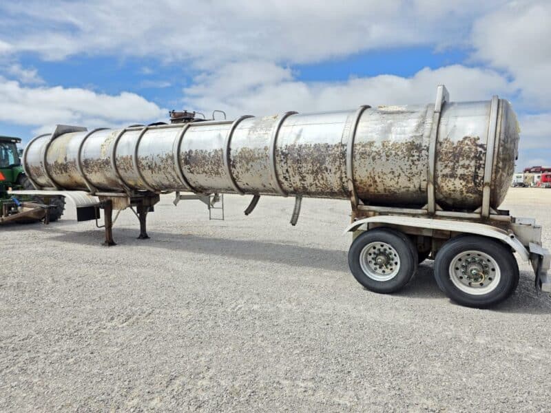 U-4868 2007 Polar 7000 Gallon Stainless Steel Semi Tanker