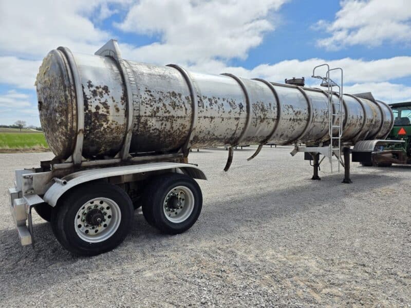 U-4868 2007 Polar 7000 Gallon Stainless Steel Semi Tanker