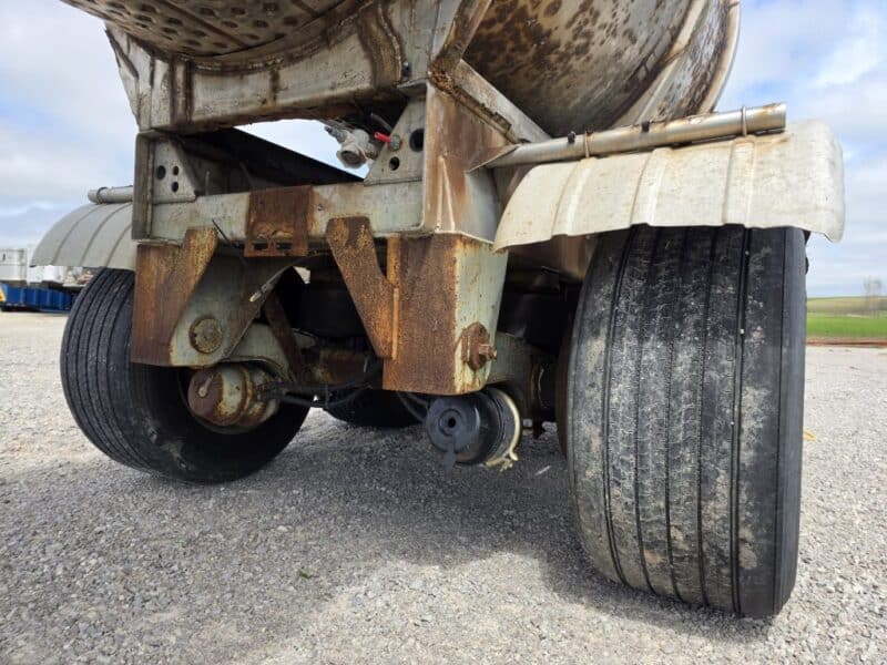 U-4868 2007 Polar 7000 Gallon Stainless Steel Semi Tanker