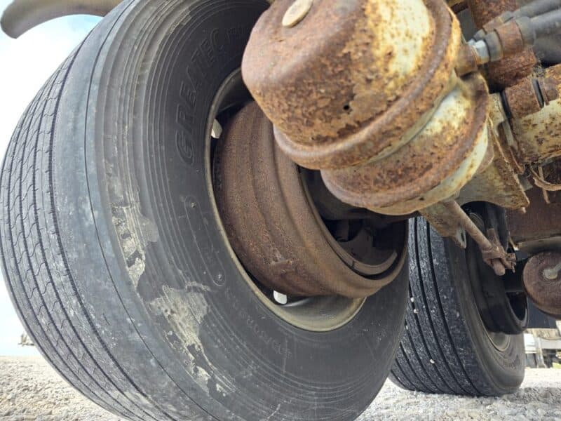 U-4868 2007 Polar 7000 Gallon Stainless Steel Semi Tanker