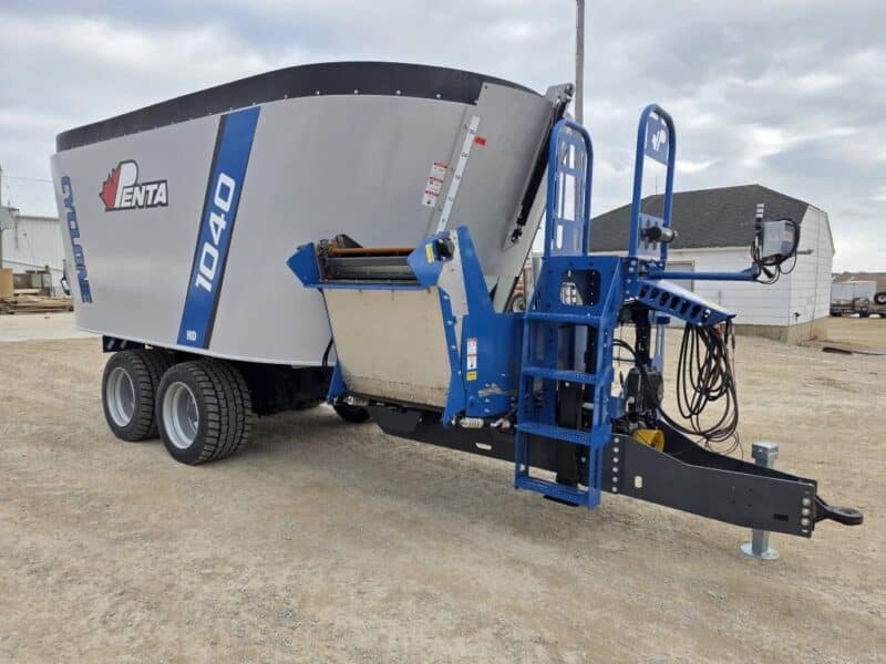 1040 Penta Mixer w. Cyclone Augers