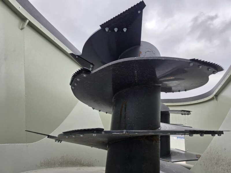 1040 Penta Mixer w. Cyclone Augers