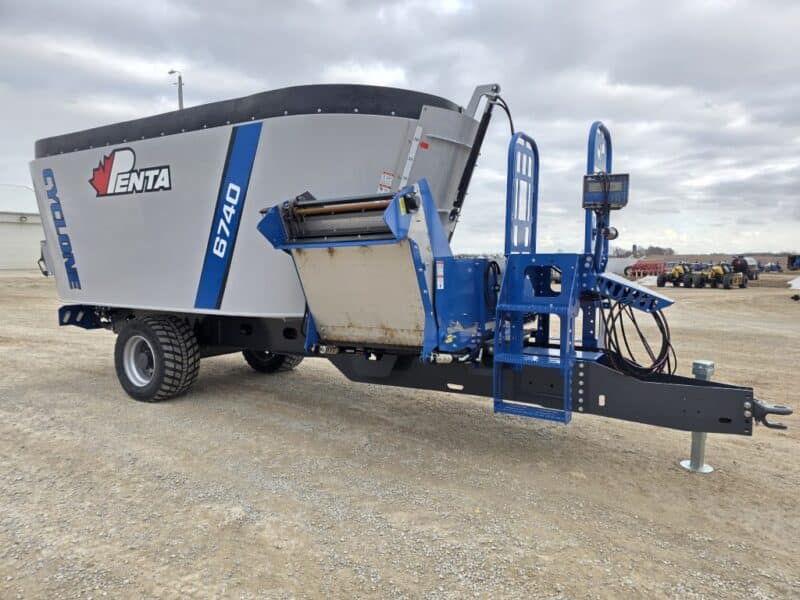 6740 Penta Mixer w. Cyclone Auger