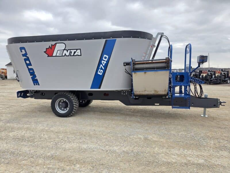 6740 Penta Mixer w. Cyclone Auger