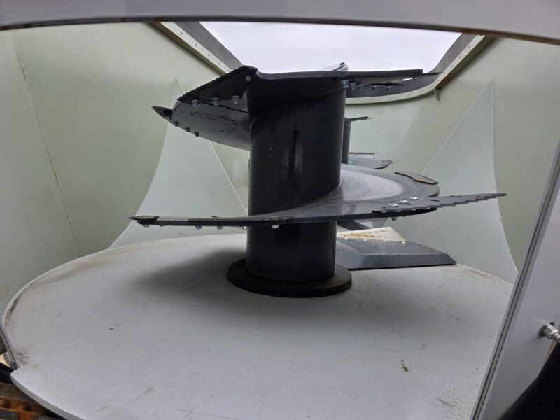 6740 Penta Mixer w. Cyclone Auger