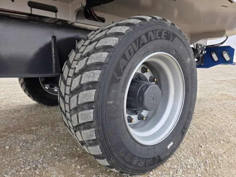 6740 Penta Mixer w. Cyclone Auger