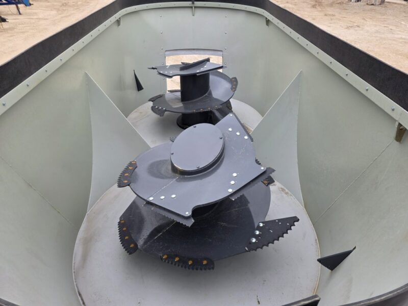 6740 Penta Mixer w. Cyclone Auger