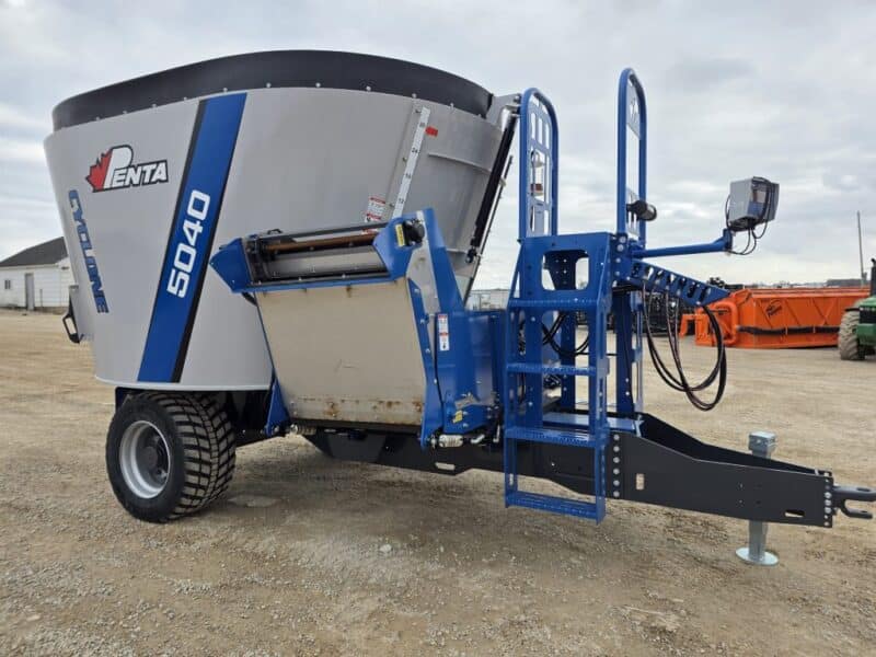 5040 Penta Mixer w. Cyclone Auger