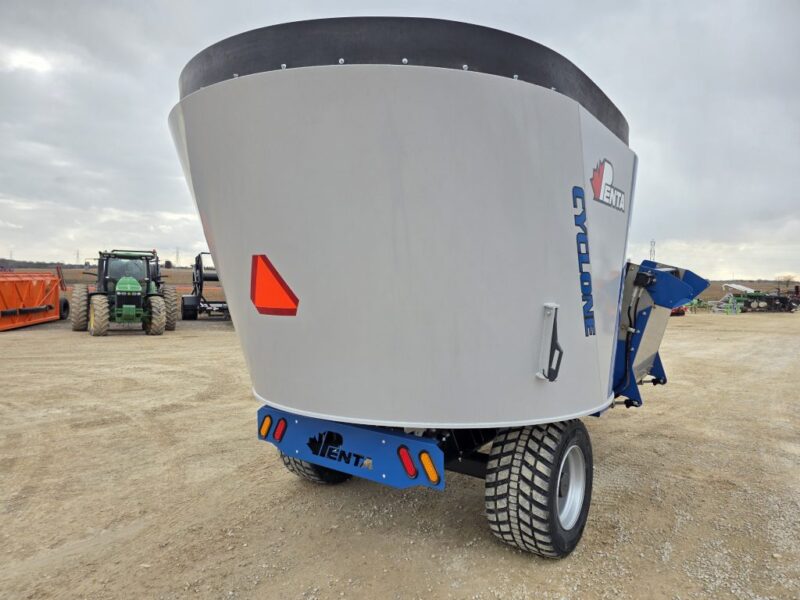 5040 Penta Mixer w. Cyclone Auger