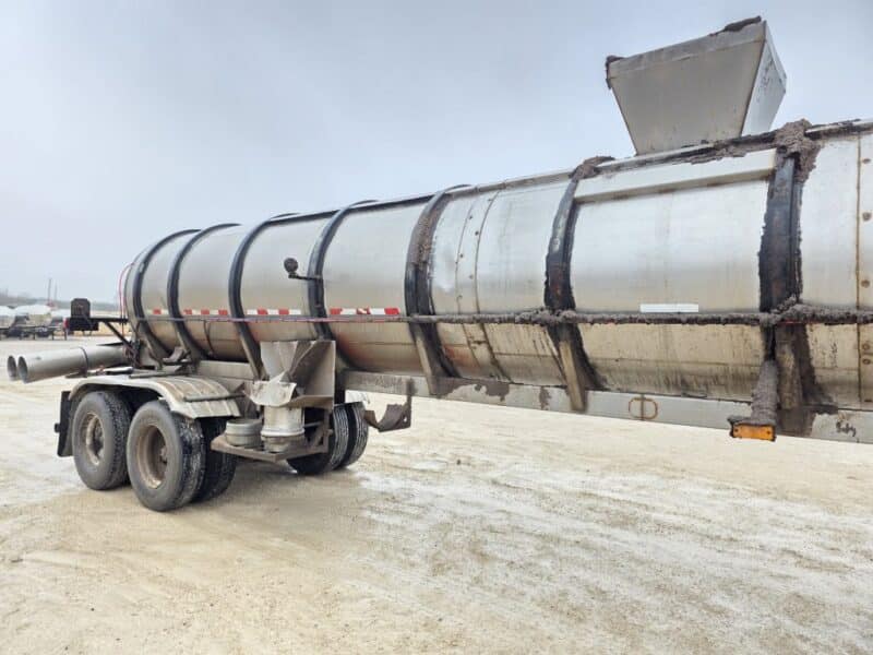 U-4871 1990 Brenner 6200 Gallon Stainless Steel Semi Tanker