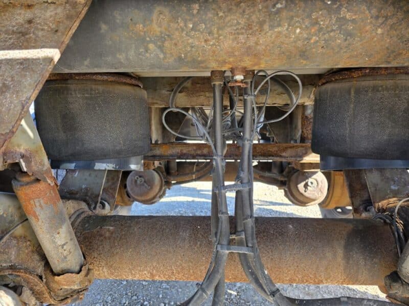 U-4872 1991 Barbel 7200 Gallon Stainless Steel Semi Tanker