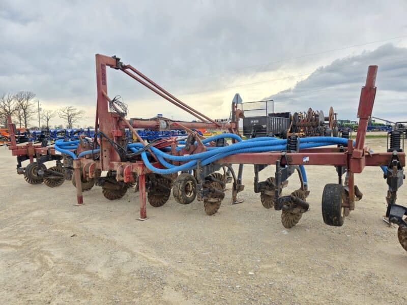 28Ft Hydro 3pt Toolbar with 14 DSI Series 70 Shanks