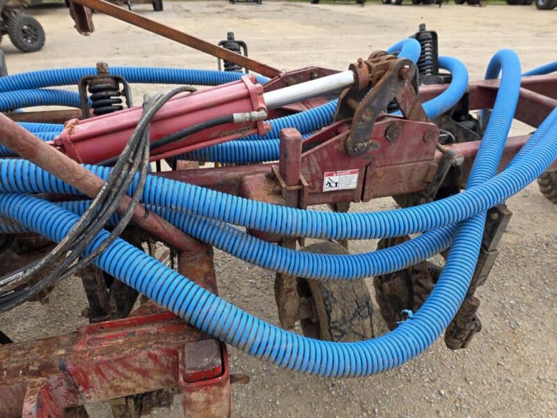 28Ft Hydro 3pt Toolbar with 14 DSI Series 70 Shanks