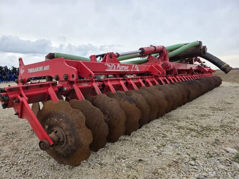 Phil’s 28′ Pottinger Twin Row Disc Only.