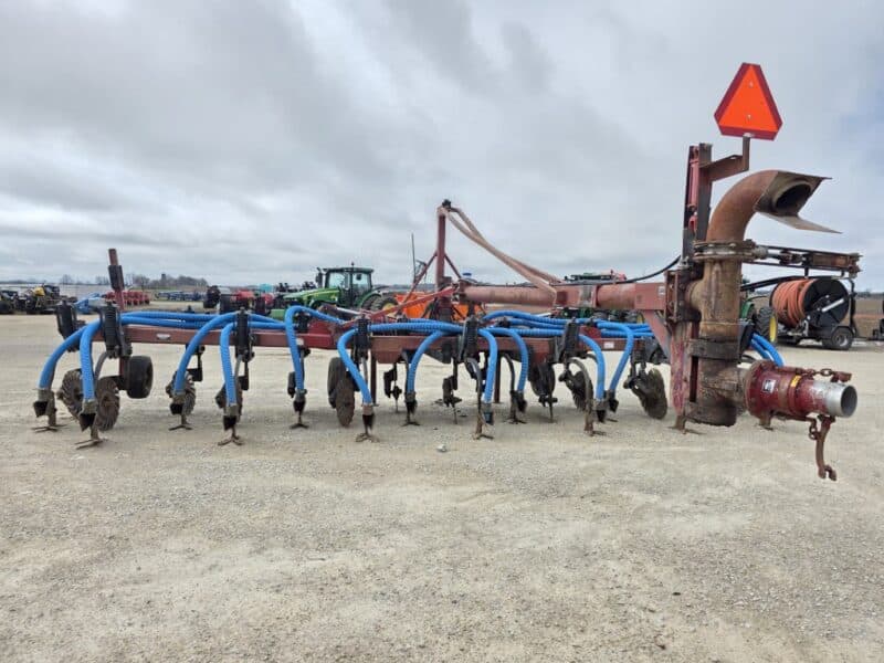 28Ft Hydro 3pt Toolbar with 14 DSI Series 70 Shanks