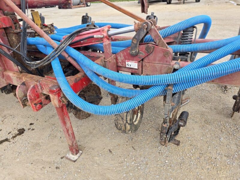 28Ft Hydro 3pt Toolbar with 14 DSI Series 70 Shanks