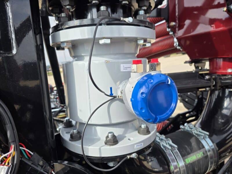 NEW 28′ ZML 1424 Toolbar w. 14 Red Viper Gen 4 Row Units w. 8″ Stinger