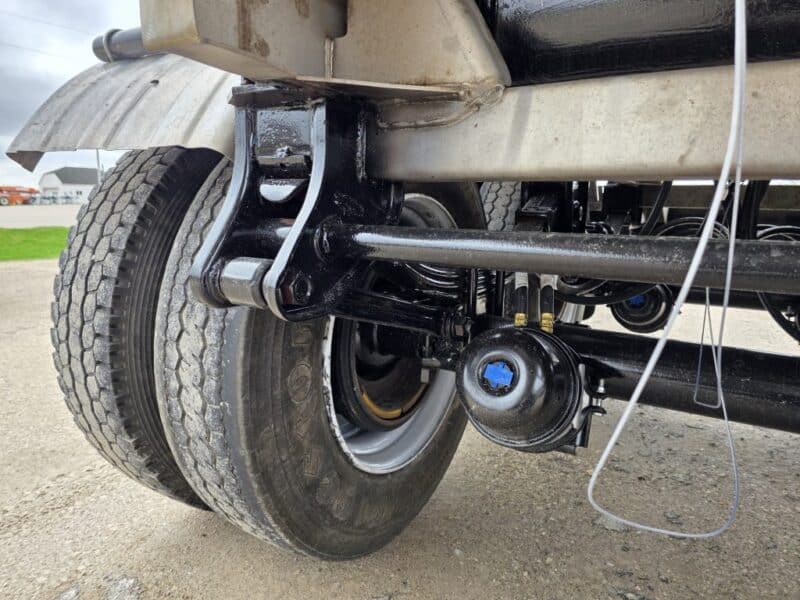 U-4877 1980 Trans Equip 6700 Gallon Stainless Steel Semi Tanker w. 18in Unload