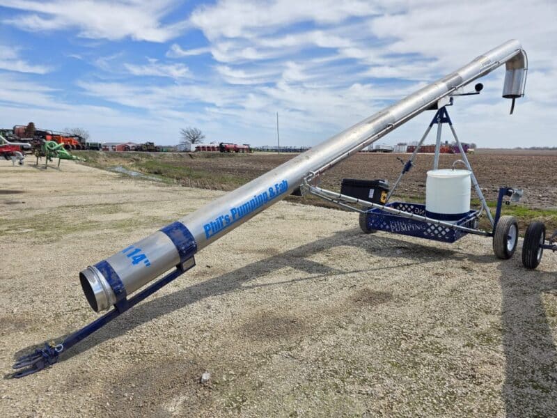 12″x 14″ Phil’s Load Stand w. Basket, Foam Injection, Wheel Jacks & Lights.