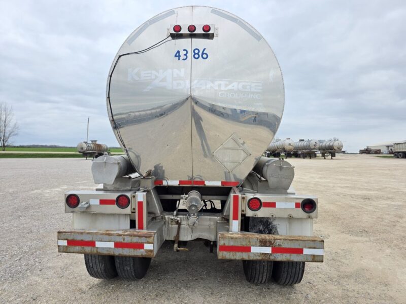 U-4880 1991 Brenner 7200 Gallon Stainless Steel Semi Tanker