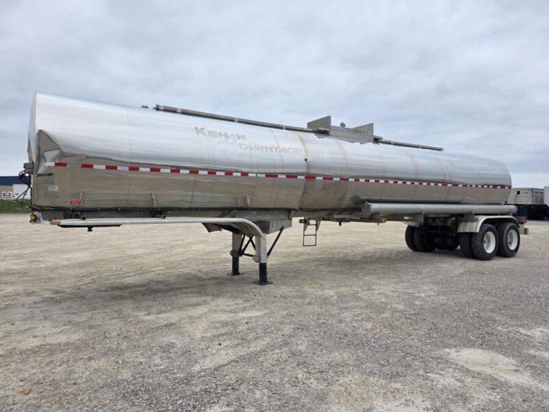 U-4880 1991 Brenner 7200 Gallon Stainless Steel Semi Tanker