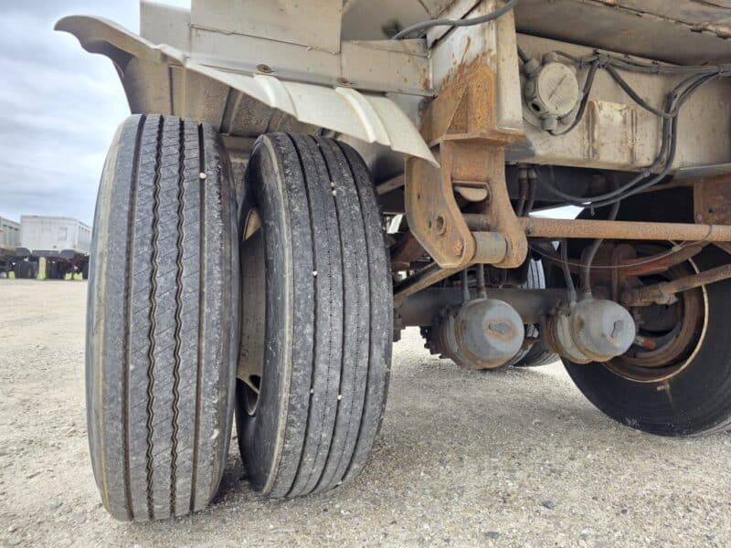 U-4880 1991 Brenner 7200 Gallon Stainless Steel Semi Tanker