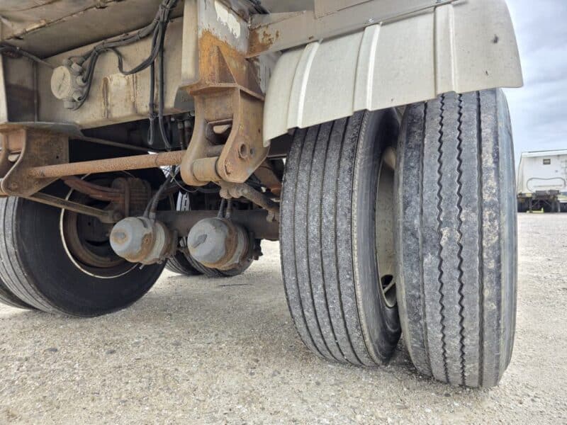 U-4880 1991 Brenner 7200 Gallon Stainless Steel Semi Tanker