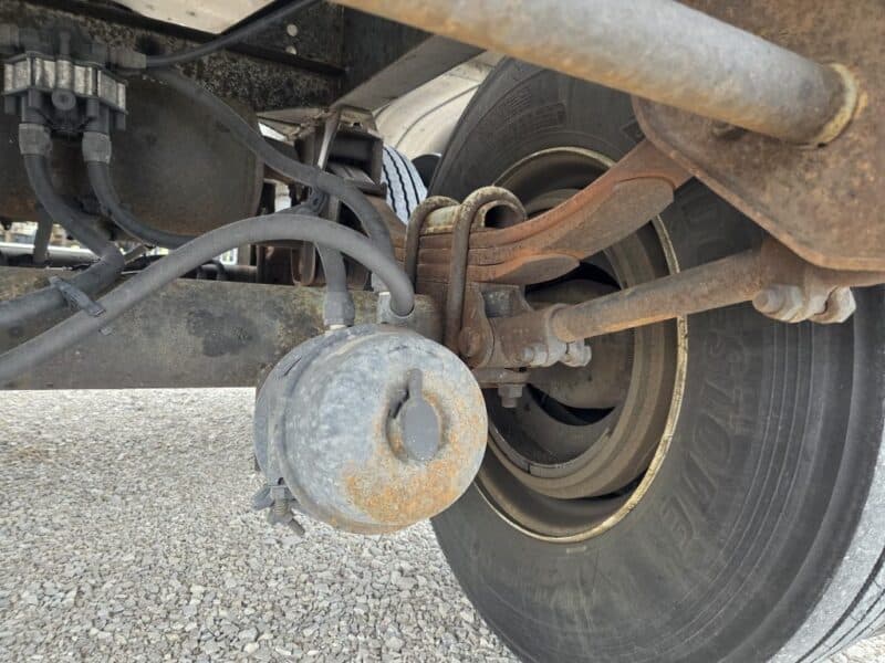 U-4881 1997 Polar 5500 Gallon Stainless Steel Semi Tanker