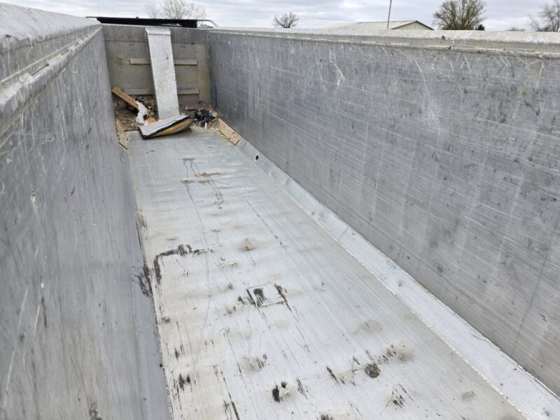 D-15 34′ 2015 Mac Aluminum Tri-Axle Dump Trailer