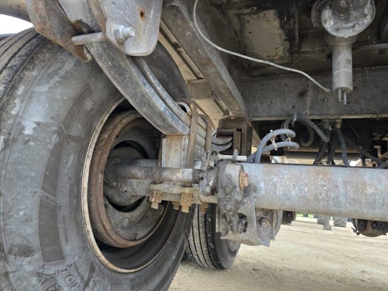 U-4881 1992 Barbel 6500 Gallon Stainless Steel Semi Tanker