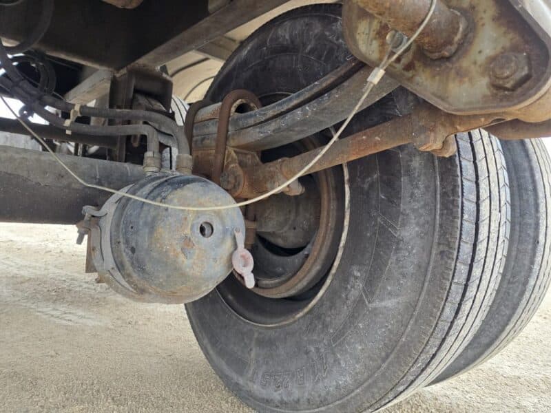 U-4881 1992 Barbel 6500 Gallon Stainless Steel Semi Tanker