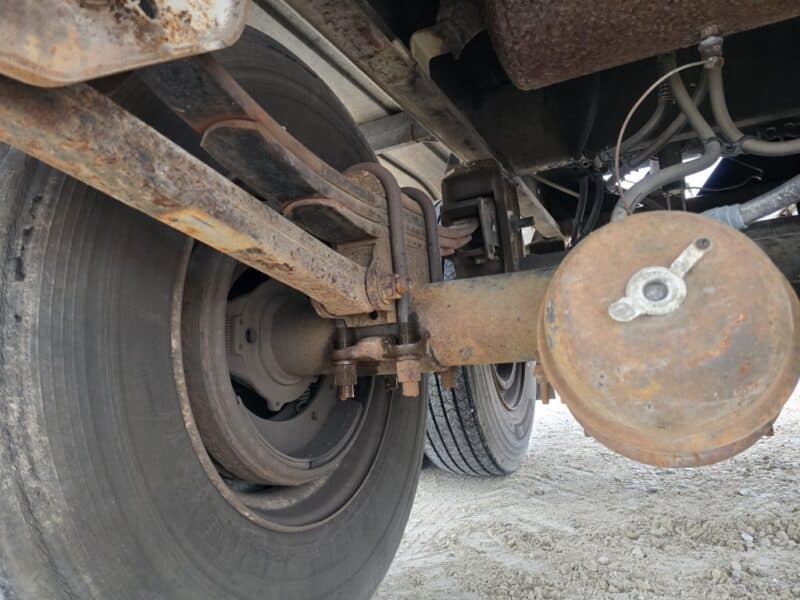 U-4879 1992 Barbel 7000 Gallon Stainless Steel Semi Tanker