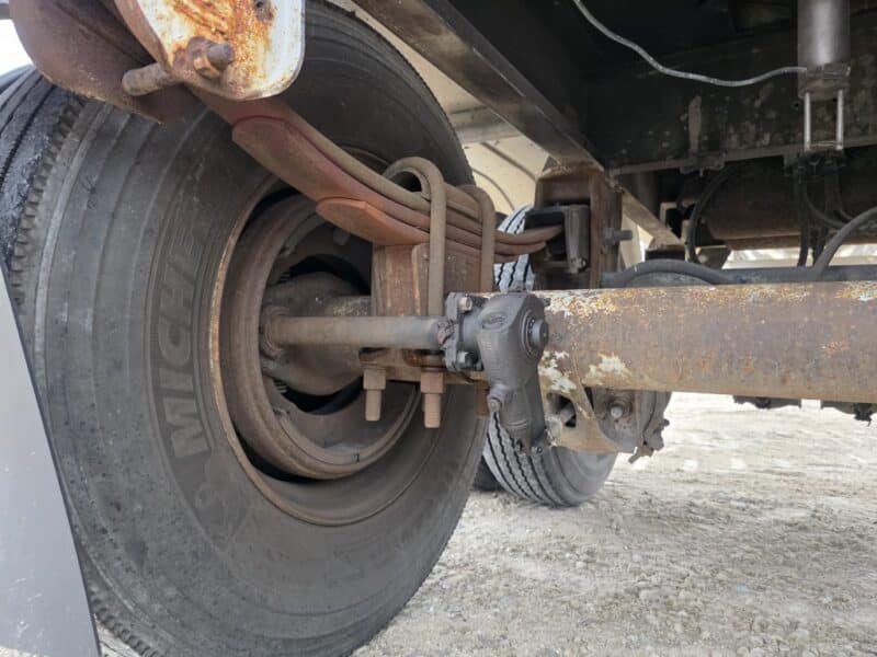 U-4879 1992 Barbel 7000 Gallon Stainless Steel Semi Tanker